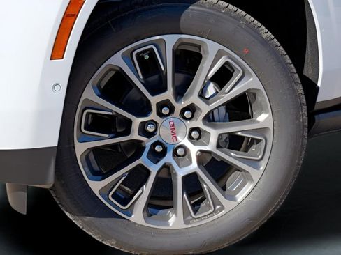 New 2026 GMC Yukon Denali w/ Sun & Power Step Package image 2