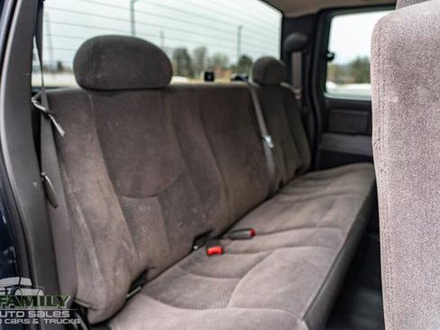 Used 2006 Chevrolet Silverado 2500 LT image 28