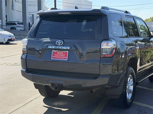 Used 2024 Toyota 4Runner SR5 image 7