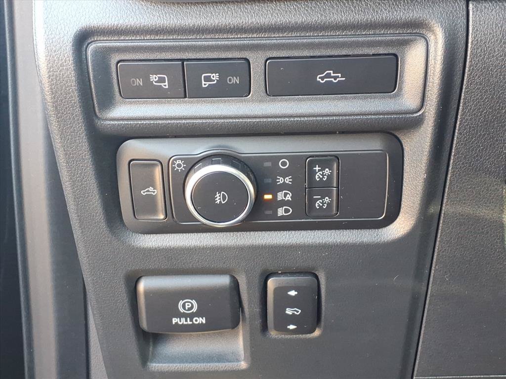 Used 2021 Ford F150 Lariat w/ Equipment Group 502A High AWD/4WD image 24