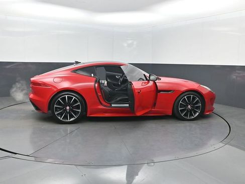 Used 2016 Jaguar F-TYPE S image 36