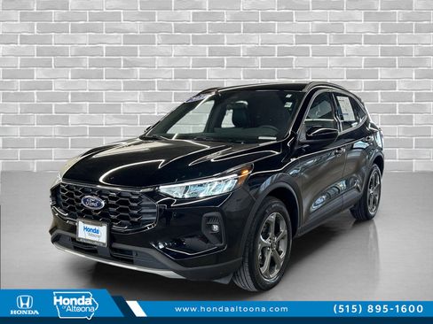 Used 2025 Ford Escape ST-Line Select w/ Tech Pack #2 AWD/4WD image 1