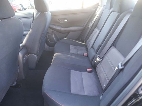 Used 2025 Nissan Sentra SR FWD image 17