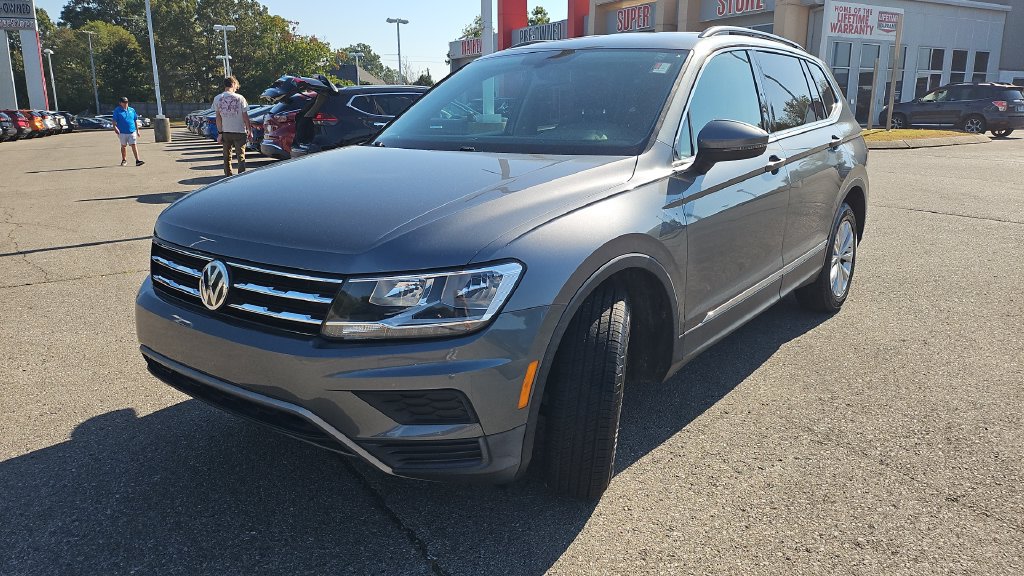 Used 2018 Volkswagen Tiguan SE FWD image 19