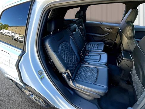 Certified 2022 Audi SQ7 Premium Plus w/ SQ7 Executive Package image 22