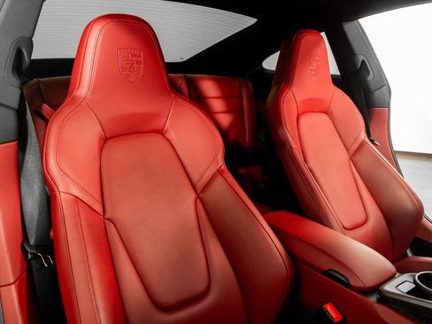 Used 2023 Porsche 911 Carrera 4 GTS image 29