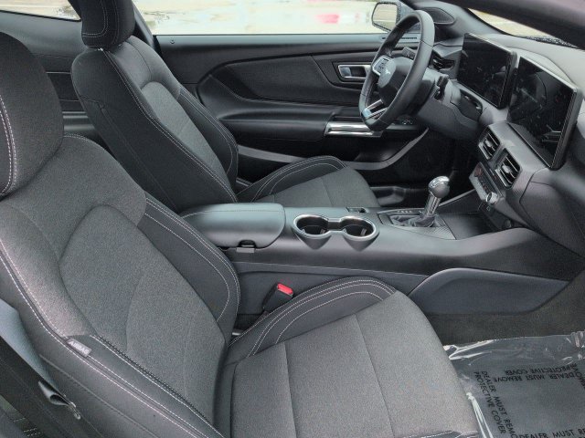 Certified 2025 Ford Mustang Coupe RWD image 13