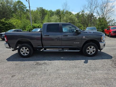 Used 2024 RAM 2500 Big Horn AWD/4WD image 2