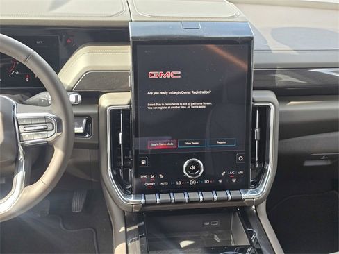 New 2026 GMC Yukon XL Elevation image 15