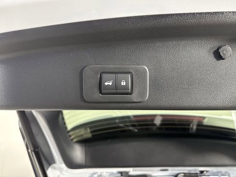 New 2025 Nissan Murano SL image 35