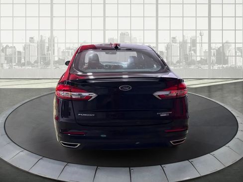 Used 2020 Ford Fusion Titanium image 4