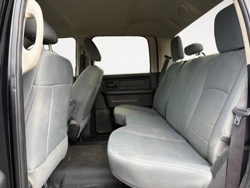 Used 2017 RAM 2500 Tradesman w/ Popular Equipment Group image 10