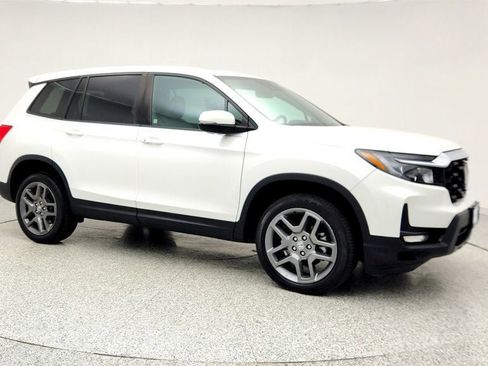 Used 2023 Honda Passport EX-L image 3