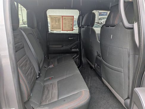 Used 2024 Nissan Frontier PRO-4X image 28
