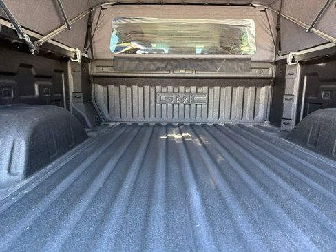 Used 2024 GMC Sierra 1500 SLT w/ LPO, GMC Protection Package AWD/4WD image 17