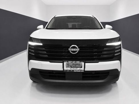 Certified 2025 Nissan Kicks SV AWD/4WD image 6