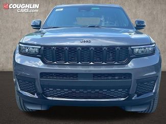 New 2025 Jeep Grand Cherokee L Altitude AWD/4WD video 2