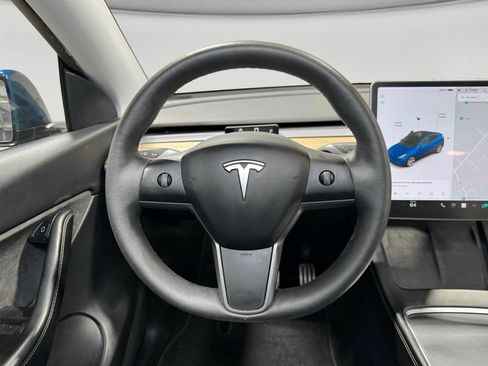 Used 2021 Tesla Model Y Performance image 8