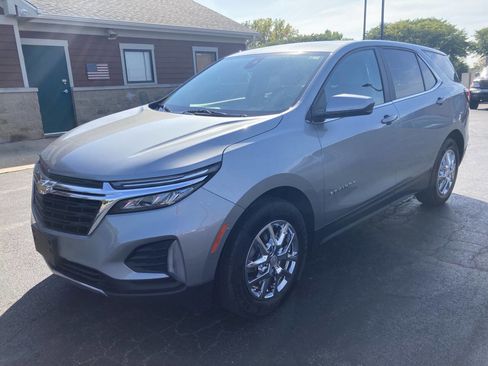Used 2023 Chevrolet Equinox LT image 7