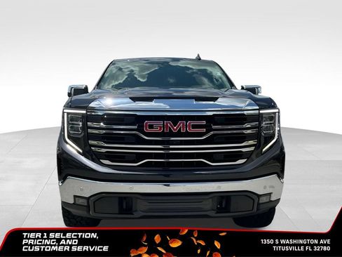 Used 2025 GMC Sierra 1500 SLT w/ SLT Premium Plus Package AWD/4WD image 12