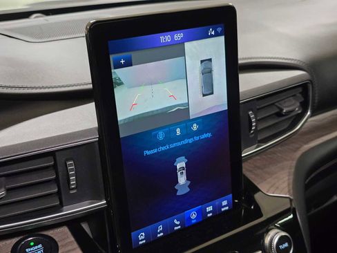 Used 2021 Ford Explorer Platinum w/ Equipment Group 601A image 35