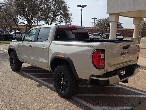 New 2026 GMC Canyon Elevation w/ Convenience Package image 3