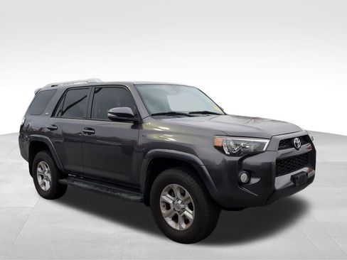 Used 2016 Toyota 4Runner SR5 Premium image 1