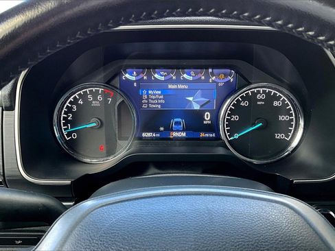 Certified 2022 Ford F150 XLT w/ Equipment Group 302A High image 19