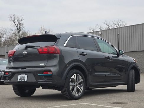 Used 2021 Kia Niro EX w/ Cold Weather Package image 15