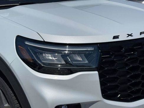 New 2026 Ford Explorer ST-Line w/ ST-Line Street Pack AWD/4WD image 8
