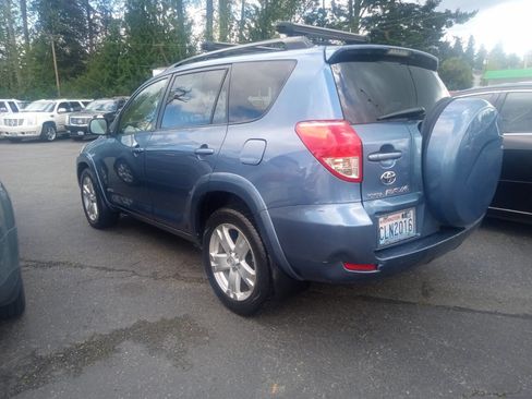 Used 2007 Toyota RAV4 Sport image 4