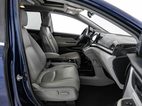 Used 2018 Honda Odyssey Touring image 29
