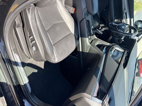 Used 2019 Cadillac XT5 Luxury AWD/4WD image 14