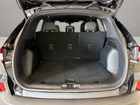 Used 2025 Ford Escape ST-Line w/ Tech Pack #1 AWD/4WD image 30