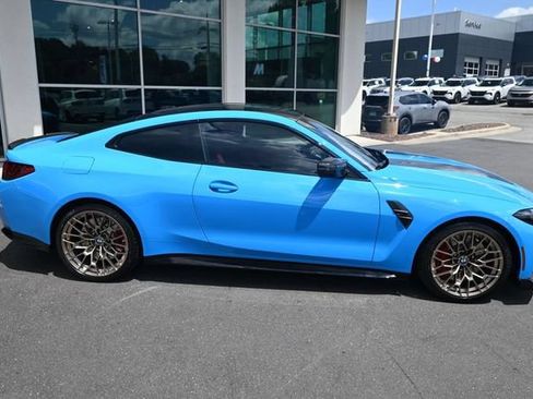 Used 2025 BMW M4 CS AWD/4WD image 9