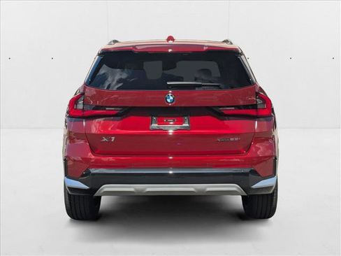 Used 2026 BMW X1 xDrive28i w/ Technology Package image 8