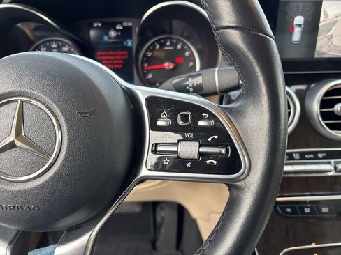Used 2021 Mercedes-Benz GLC 300 image 19