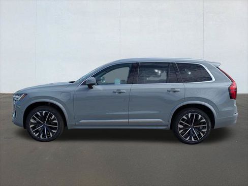 New 2026 Volvo XC90 T8 Ultra w/ Protection Package Premier AWD/4WD image 3
