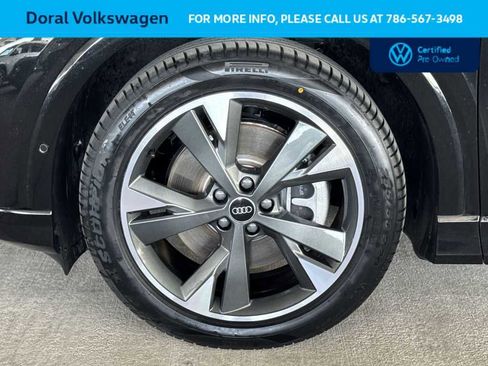 Used 2024 Audi Q4 e-tron Premium Plus w/ Premium Plus AWD/4WD image 11