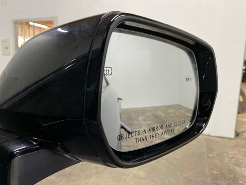 Used 2024 Cadillac Lyriq Sport RWD image 91