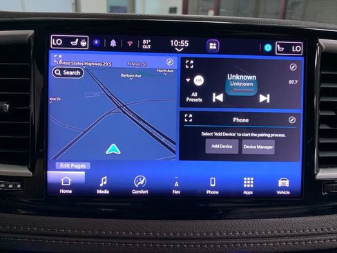 Certified 2021 Chrysler Pacifica Touring-L w/ Uconnect Theater Family Group FWD image 21
