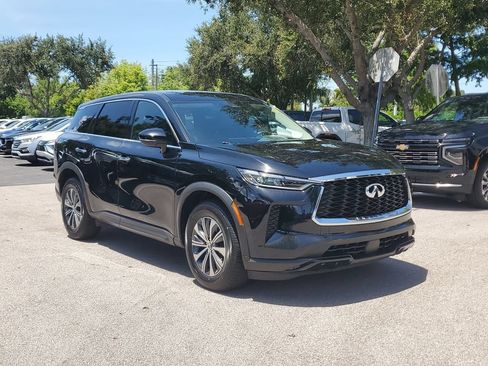 Used 2023 INFINITI QX60 Pure AWD/4WD image 7