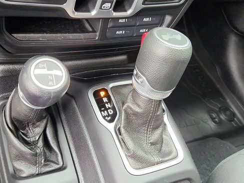 Used 2020 Jeep Wrangler Unlimited Sport AWD/4WD image 14