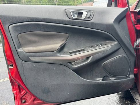 Used 2018 Ford EcoSport SE FWD image 15
