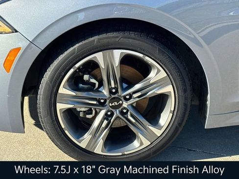 Used 2022 Kia K5 LXS AWD/4WD image 6