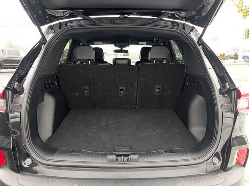 Used 2025 Ford Escape ST-Line AWD/4WD image 32