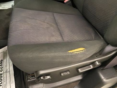 Used 2011 Chevrolet Silverado 2500 LT w/ Interior Plus Package image 15