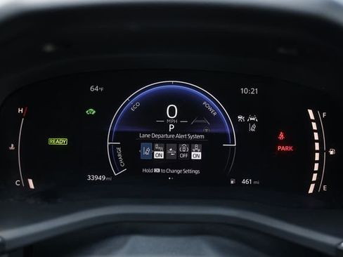 Used 2025 Toyota Camry LE FWD image 31