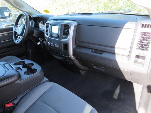 Used 2024 RAM 1500 Classic SLT image 12