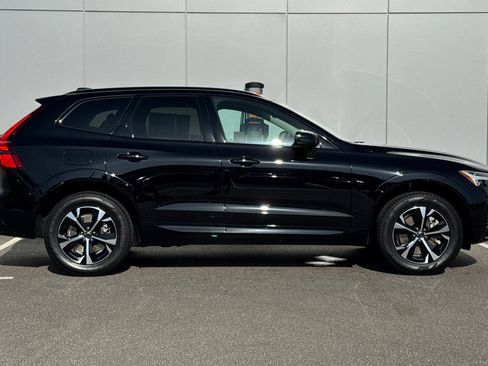 New 2026 Volvo XC60 T8 Core AWD/4WD image 6